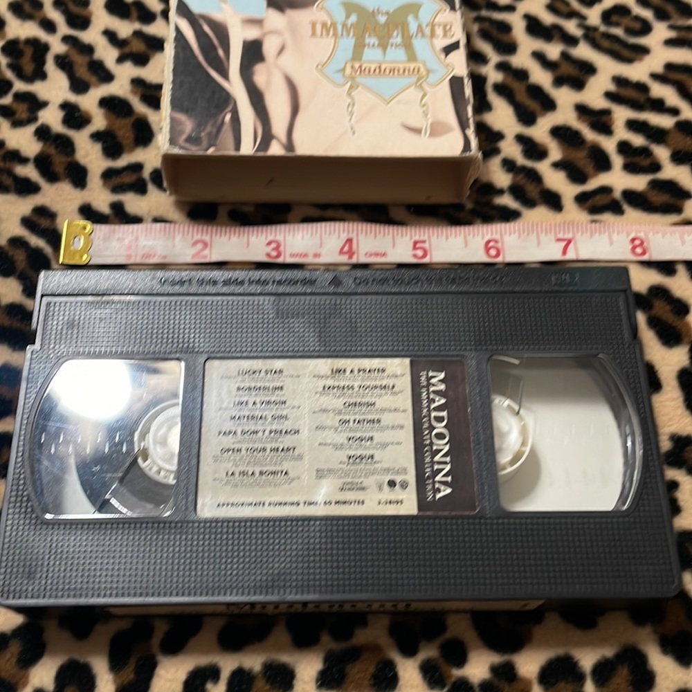 1990 MADONNA The Immaculate Collection ๐ถ VHS Video Collection Music Vintage 90s - Picture 11 of 15